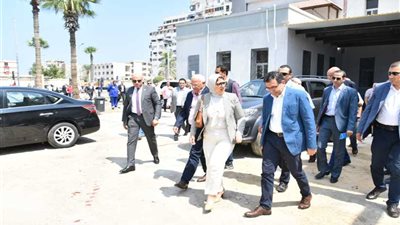 وزيرة الصحة تؤكد الاستعداد لتطبيق التأمين الصحي بمحافظات المرحلة الأولى