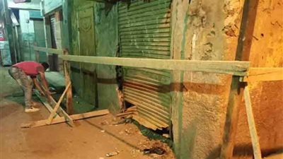 انهيار جزئي لعقار قديم بالمنصورة