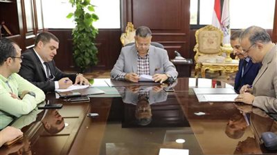 بروتوكول تعاون لسد النقص في معلمي بعض المواد الدراسية بمركز سمسطا