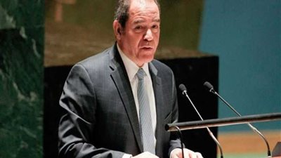 وزير الخارجية الجزائري يلتقي بوزير الدولة البريطاني للتجارة الخارجية