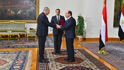 الرئيس السيسي يشهد أداء رئيس مجلس الدولة والنائب العام الجديدين اليمين القانونية.. (صور)