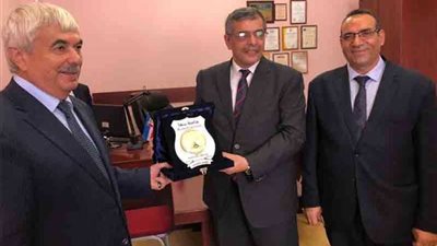 مذكرة تفاهم بين جامعة بنها وأكاديمية موسكو الروسية للطب البيطري والتكنولوجيا الحيوية