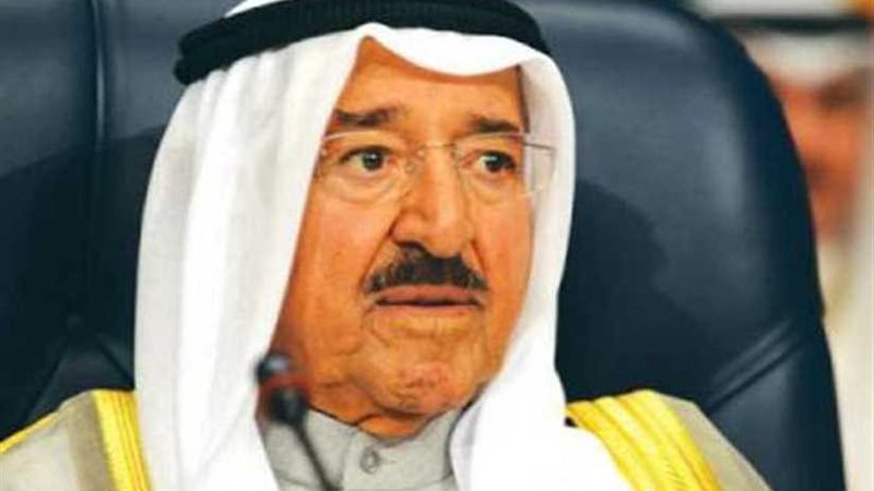 أمير الكويت لخادم