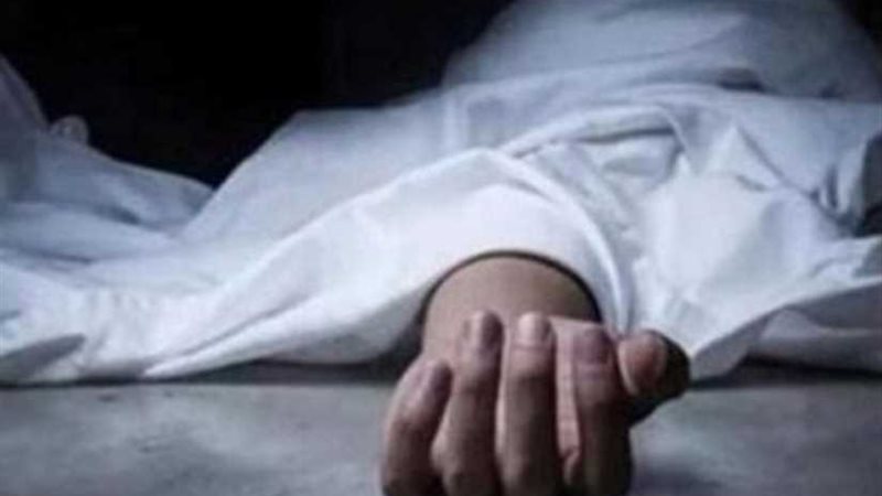 ضابط سابق يقتل حبيبته