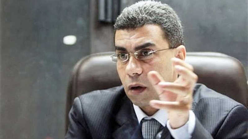 ياسر رزق: لا يوجد