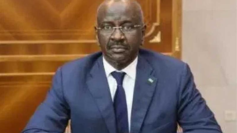 ( نواكشوط ) تعرب