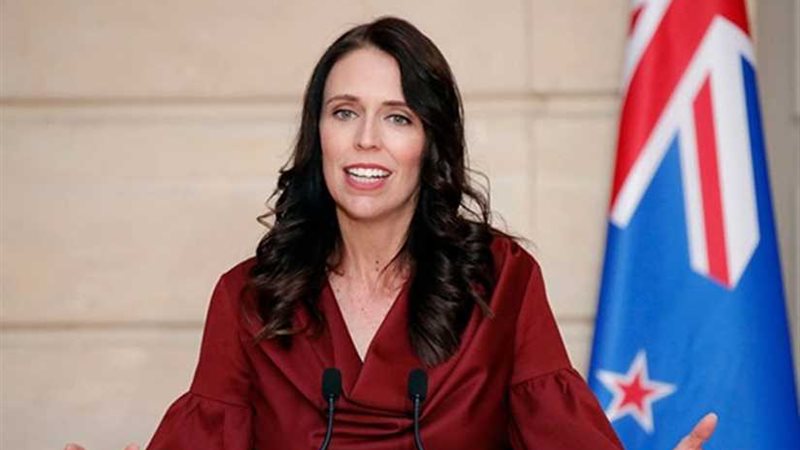 اجتماع بين رئيسة