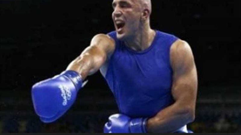 عرابى الملاكمة يواجه