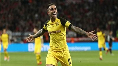 أشرف حكيمي يقود بوروسيا دورتموند في مواجهة برشلونة