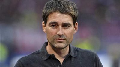 حصاد الشياطين الحمر| الأهلي يستقبل مدرب جديد خلال ساعات.. وتقسيمة قوية للاعبين في مران الفريق