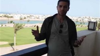 مينا مسعود يصل الجونة ويستعد لحفل افتتاح الدورة الثالثة