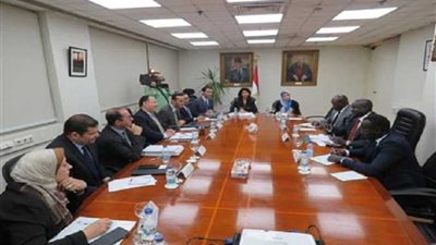 وزير المالية يبحث مع نظيره بجنوب السودان سبل تعزيز التعاون الاقتصادي بين البلدين