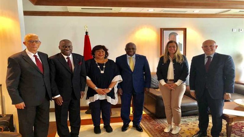 وزيرة الثقافة تصل