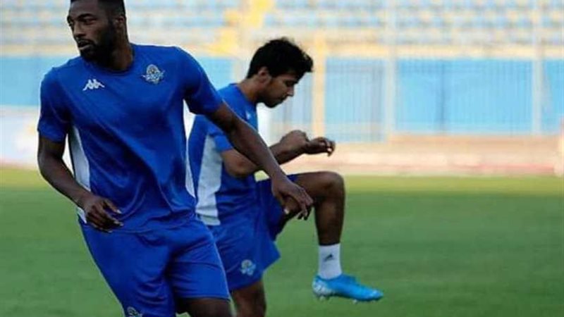 بيراميدز يتعاقد مع
