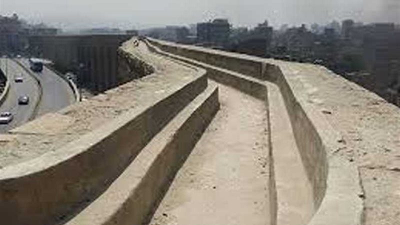 مراسم فك تغليف تابوتين