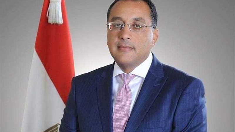 رئيس الوزراء يفتتح