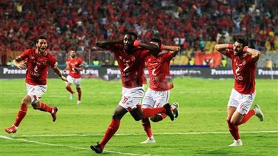 الأهلي يفاجئ الزمالك ويخطف هدفين في شوط السوبر الأول ‬