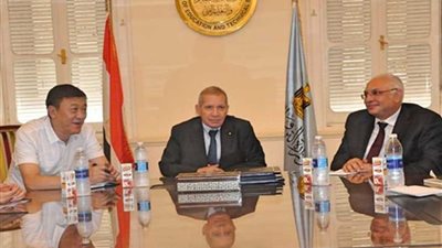 توقيع عدد من الإتفاقيات التعاون مع مفوضية التعليم بإقليم تيانجين الصيني