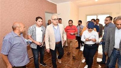 نشرة 24.. وزير الإسكان يتفقد الوحدات السكنية بالإسكان الاجتماعي بمدينة الفيوم الجديدة و2.2 مليون أسرة تستفيد من مشروع 