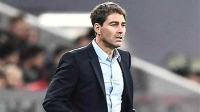 فايلر يستقر على تشكيل الأهلي للسوبر