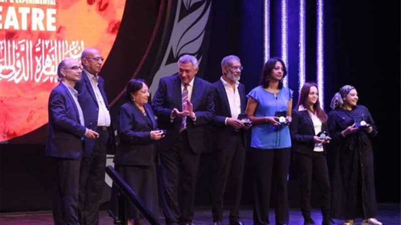 بالصور.. تكريم رموز