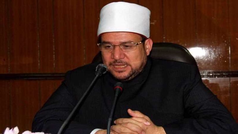 وزير الأوقاف يتوجه