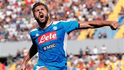 فوز نابولي على ليتشي 4-1 وروما على بولونيا 2-1 في الدوري الإيطالي