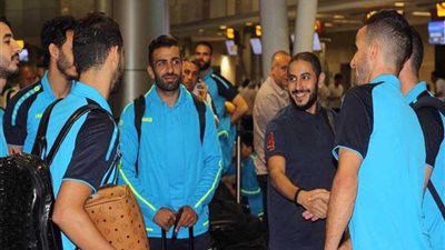 الإسماعيلي يصل مطار تونس استعدادًا لملاقاة أهلي بنغازي