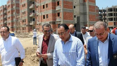 رئيس الوزراء يزور مشروعي المحروسة ومعا لتطوير المناطق العشوائية