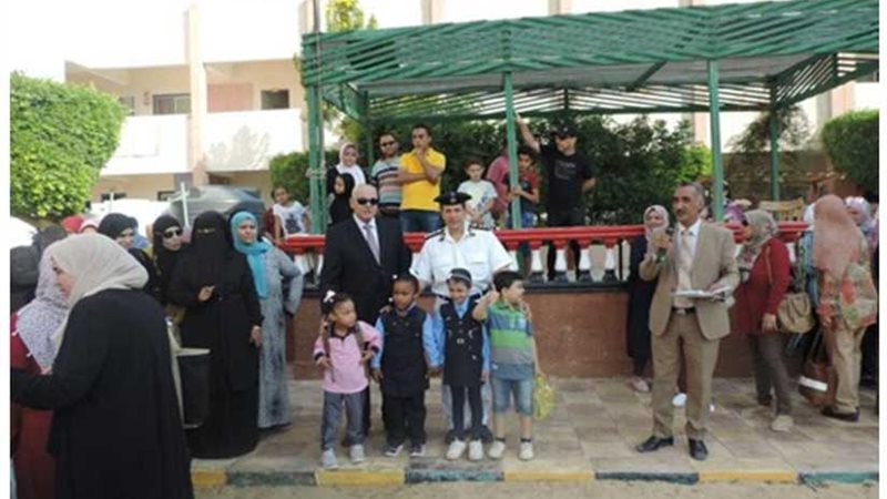 تقديرًا لتضحيات آبائهم..