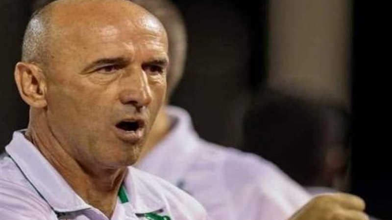 20 لاعبا في قائمة