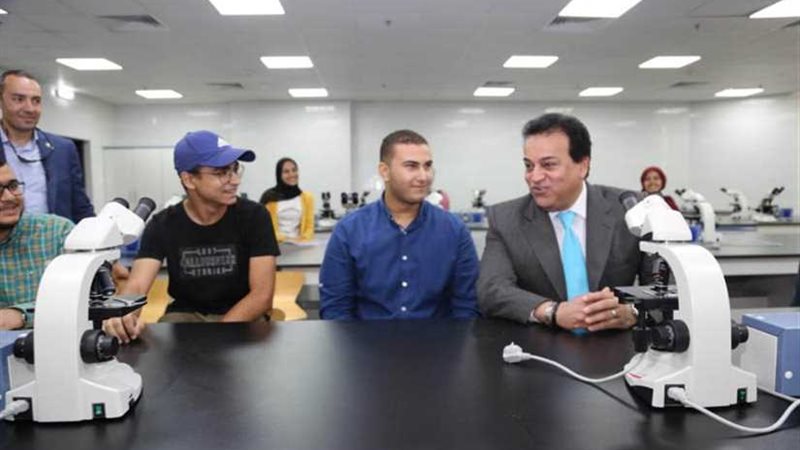 وزير التعليم العالي