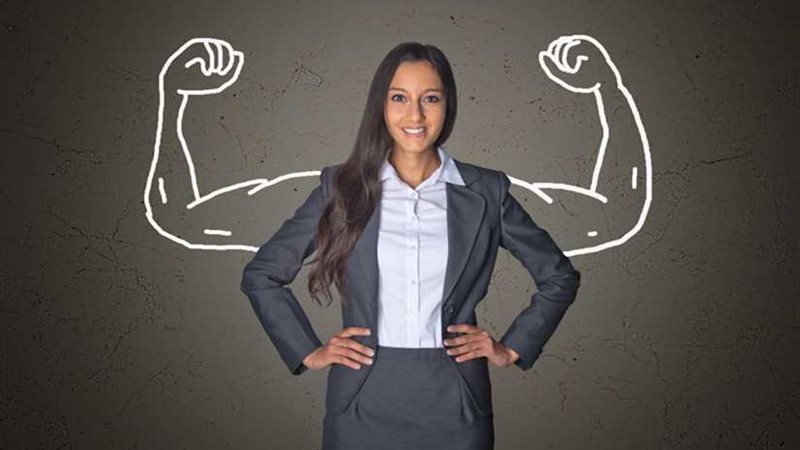 لكل امرأة قوية ..