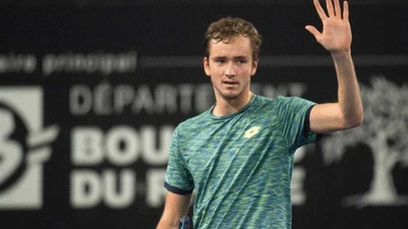 الروسي دانييل مدفيديف