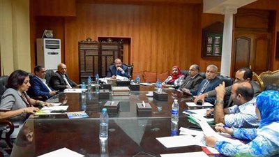 إنشاء مشتل نباتات للأشجار المثمرة بجامعة بني سويف