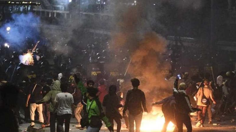 قتيلان باحتجاجات