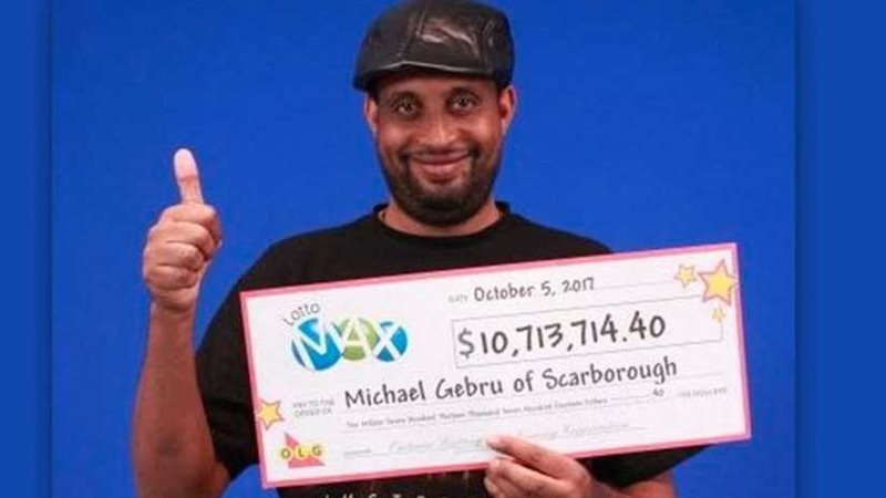 وفاة رجل ربح يانصيب