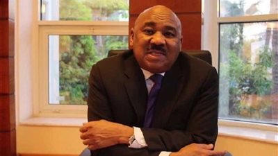 وزير المالية السوداني يبحث مع مسئولة فرنسية تعزيز العلاقات الاقتصادية