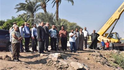 محافظ أسيوط يشهد تجربة 