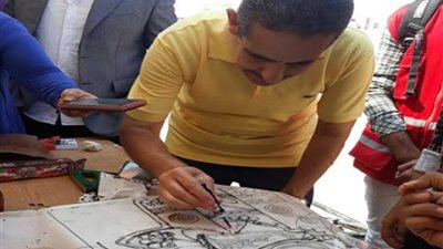 رئيس جامعة قناة السويس يتفقد معسكر الجوالات