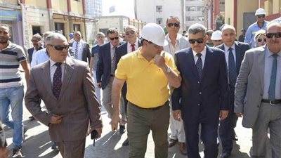 رئيس هيئة قناة السويس يتفقد ترسانات الهيئة ببورسعيد