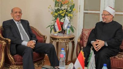 مفتي الجمهورية يهنئ رئيس مجلس الدولة الجديد