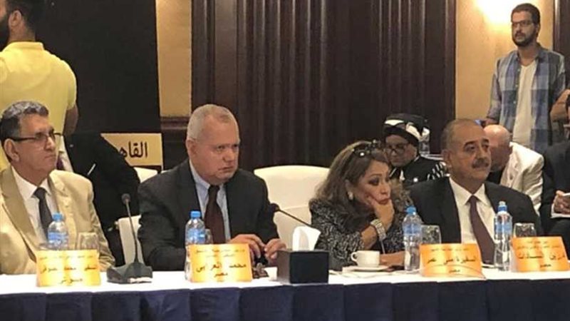 منى عمر: للمرأة دور