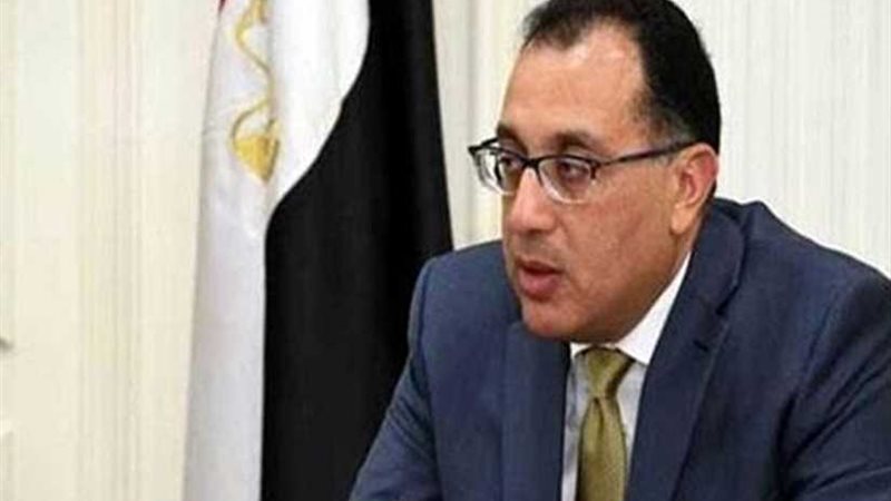 رئيس الوزراء يشهد