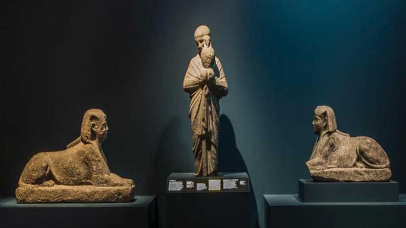 افتتاح معرض الآثار