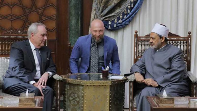 الإمام الأكبر: نتطلع