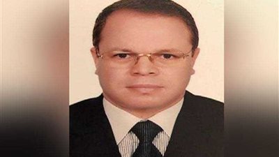 وزير العدل يهنئ النائب العام الجديد