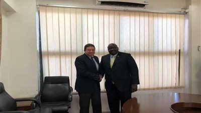 سفير مصر في أوغندا يلتقي بوزير الشئون الخارجية الأوغندي