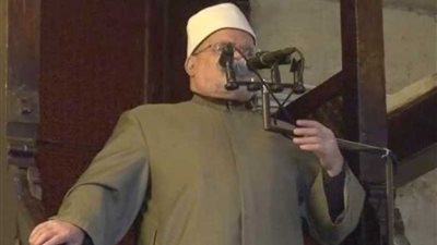 خطيب الجامع الأزهر يدعو المصريين إلى استلهام روح نصر أكتوبر المجيد