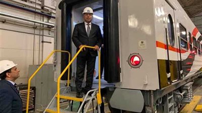 وزير النقل من روسيا: الانتهاء من العربتين النموذج ضمن صفقة توريد وتصنيع 1300 عربة سكة حديد جديدة